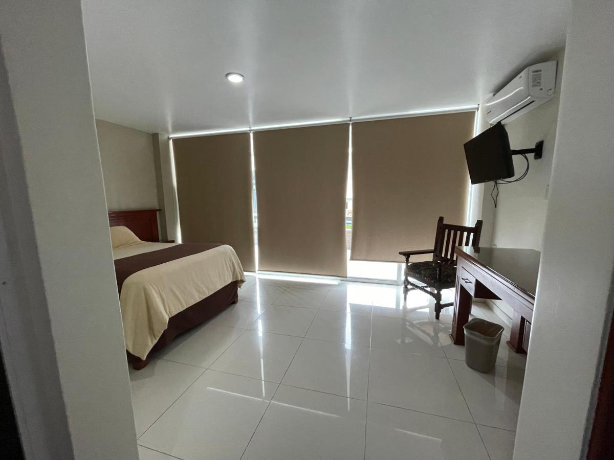 Hotel Latino Sahuayo Экстерьер фото