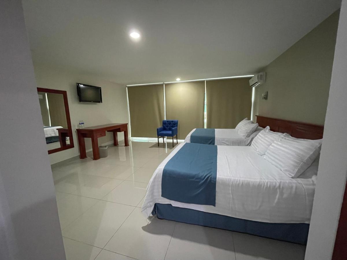 Hotel Latino Sahuayo Экстерьер фото